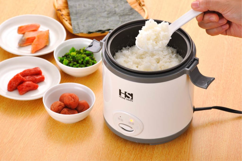 ミニ炊飯器1.5合炊き | 有限会社 新津興器