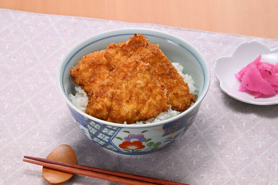 サクサクの新潟タレカツ丼